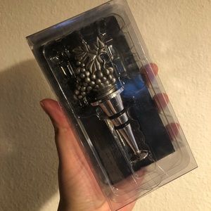 Wine Stopper Style: Grape 🍇 Leaf 🍃